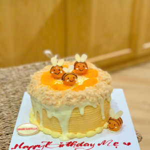 Bánh Kem Phô Mai Hoàng Kim