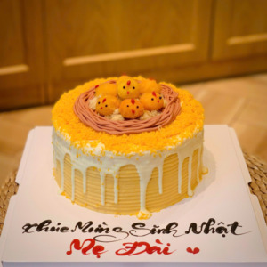 Bánh Kem Phô Mai Hoàng Kim